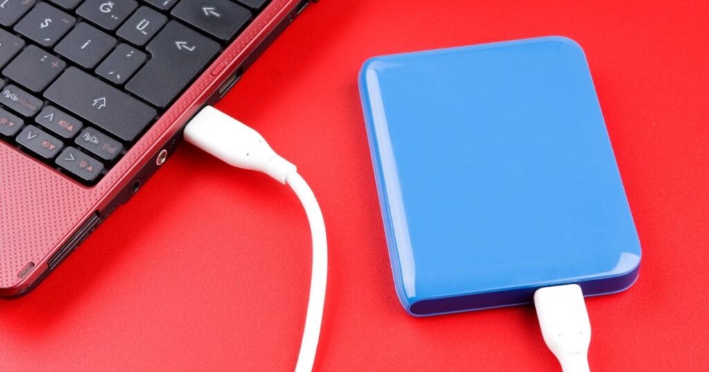 Backup dei dati su un disco esterno collegato al computer